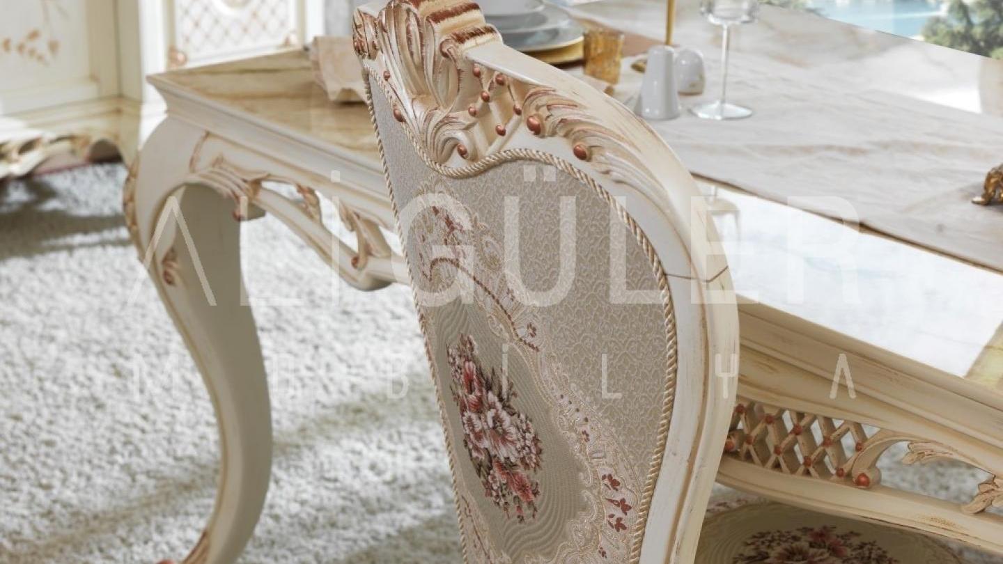 Yalı Yemek Odası