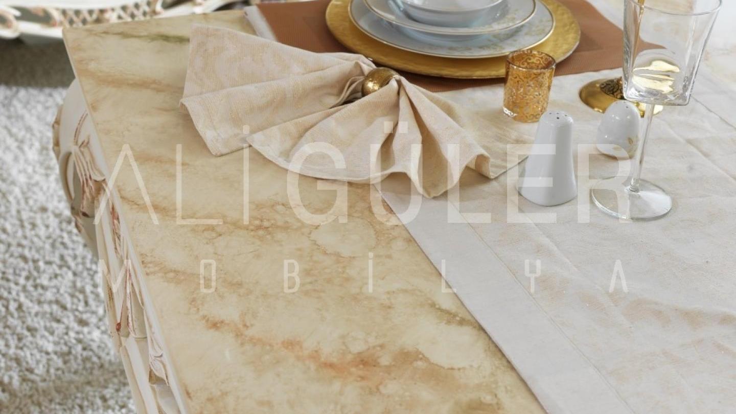 Yalı Yemek Odası