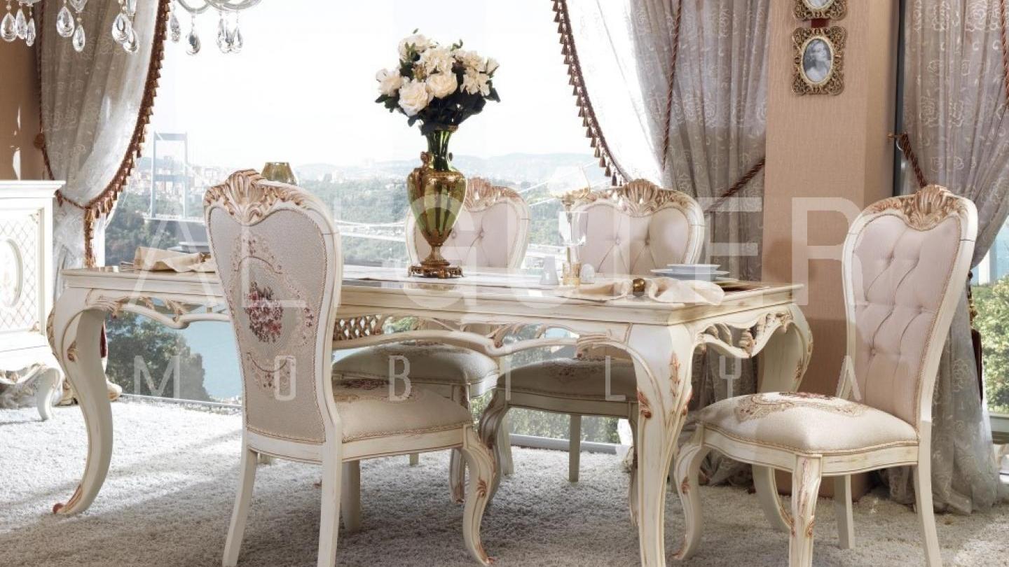 Yalı Yemek Odası